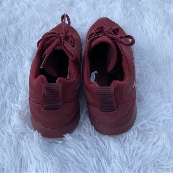 💫SOLD💫Women’s Nike Lunarsol Running Shoes - Picture 3 of 10